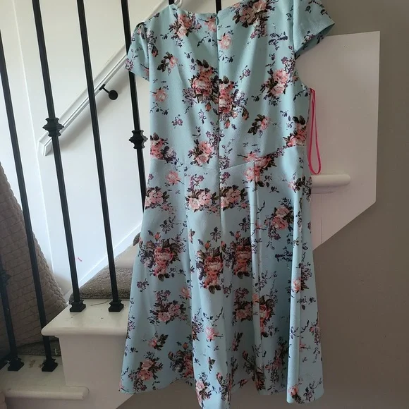 FINAL CLEARANCE Betsey Johnson Mint Blue Floral Dress NWT - Picture 2 of 8